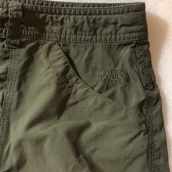 The North Face women's hiking shorts-size 12. Olive green color - Picture 7 of 12